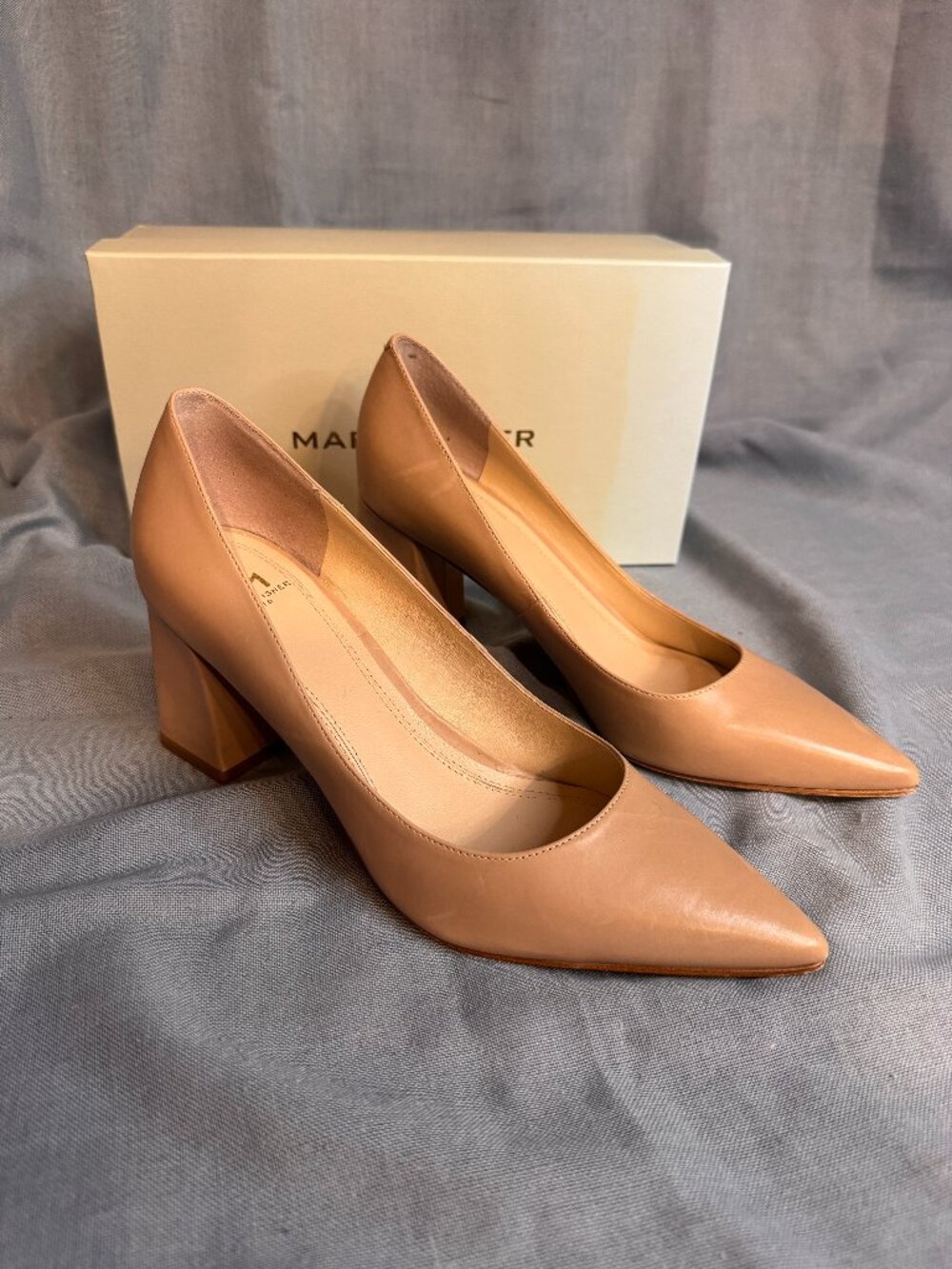Marc Fisher LTD Zala Block Heel Pump Size 7 Nude Natural Leather w/ Box